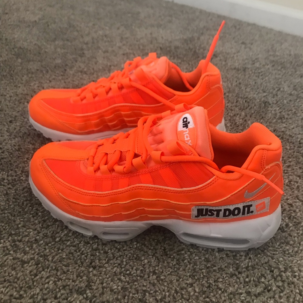 AirMax - Picture 2 of 3
